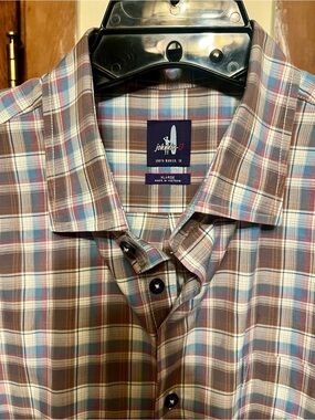 🤎💕 johnnie-O Button-Down Shirt
